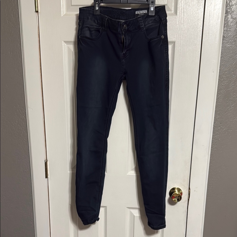 Slick Denim Jeans in Dark Blue